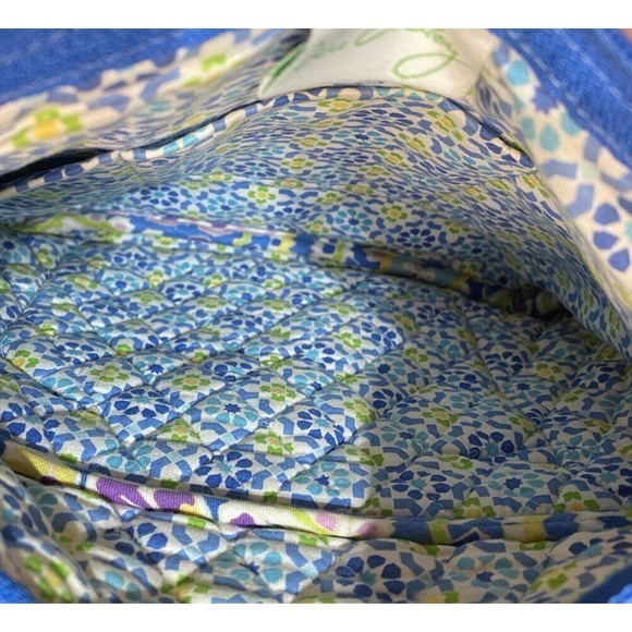 VERA BRADLEY Hipster CAPRI BLUE Retired Pattern Crossbody Purse Womens - Picture 8 of 9